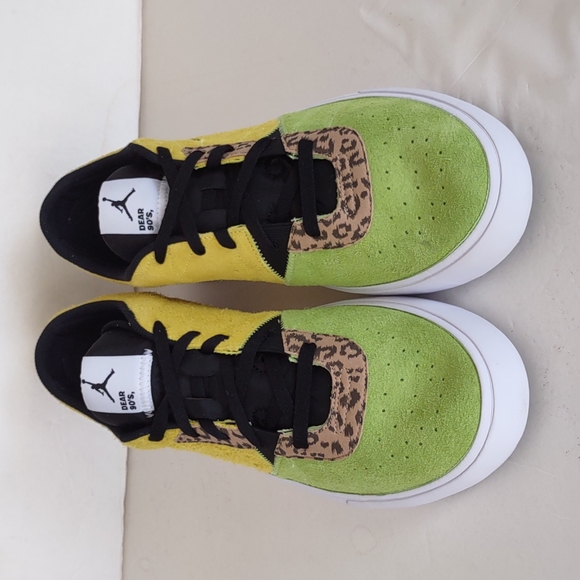 BRAND NEW NIKE JORDAN SERIES.03 DEAR 90'S - Picture 3 of 16